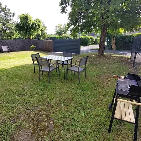 Cosy Avec Jardin Cloture * Bretenoux